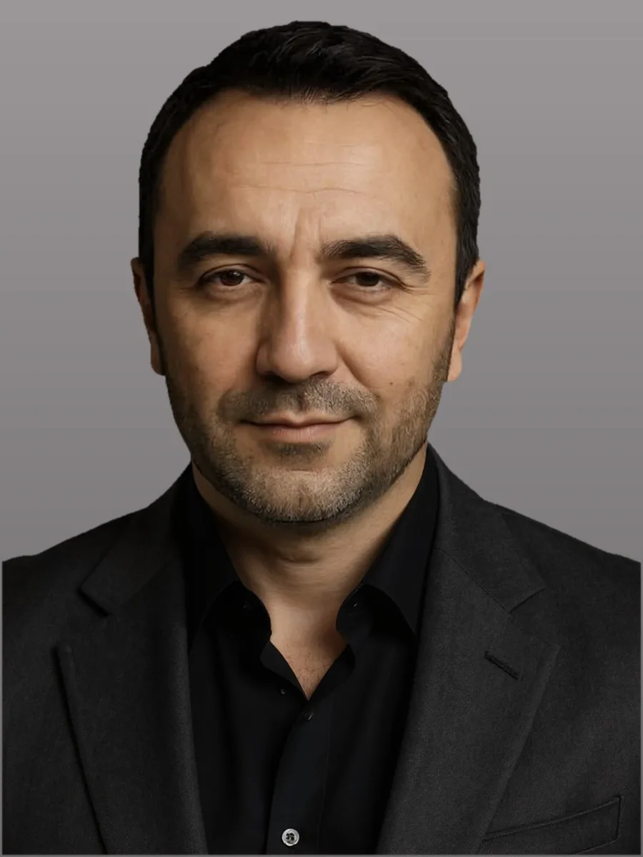 Peter Miklóš.
